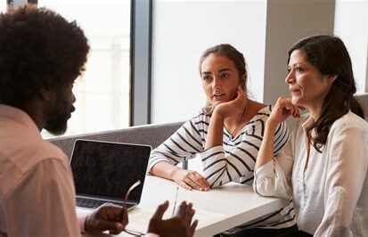 Renforcer les liens entre la communauté éducative et les parents